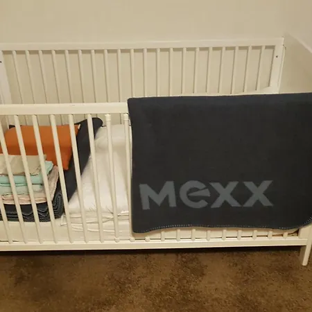 Apartament 4 Zimmerwohnung 81m2 Naehe Stuttgart Airport Messe, Esslingen, Stadtbahn U7 *