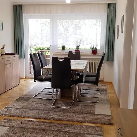 4 Zimmerwohnung 81m2 Naehe Stuttgart Airport Messe, Esslingen, Stadtbahn U7 Apartment