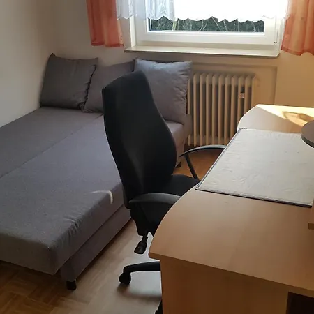 4 Zimmerwohnung 81m2 Naehe Stuttgart Airport Messe, Esslingen, Stadtbahn U7 Apartment Ostfildern