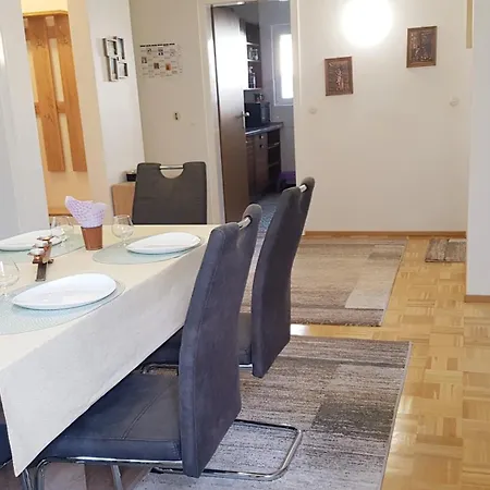 Apartament Fildorama 4-zimmerwohnung 81 M2 Naehe Stuttgart Airport Messe, Esslingen, Stadtbahn U7