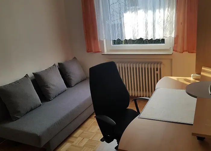 Апартаменты Fildorama 4-zimmerwohnung 81 M2 Naehe Stuttgart Airport Messe, Esslingen, Stadtbahn U7