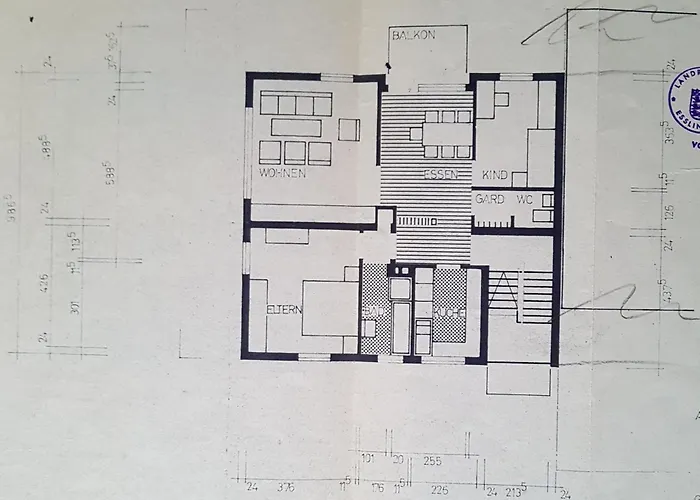 Апартаменты Fildorama 4-zimmerwohnung 81 M2 Naehe Stuttgart Airport Messe, Esslingen, Stadtbahn U7 Остфильдерн